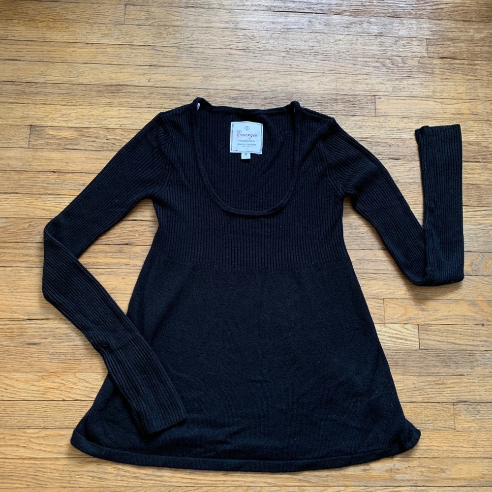 SO SOFT Gorgeous Fitted Bell Shape Black Sweater w/LOVELY xtra long  sleeves